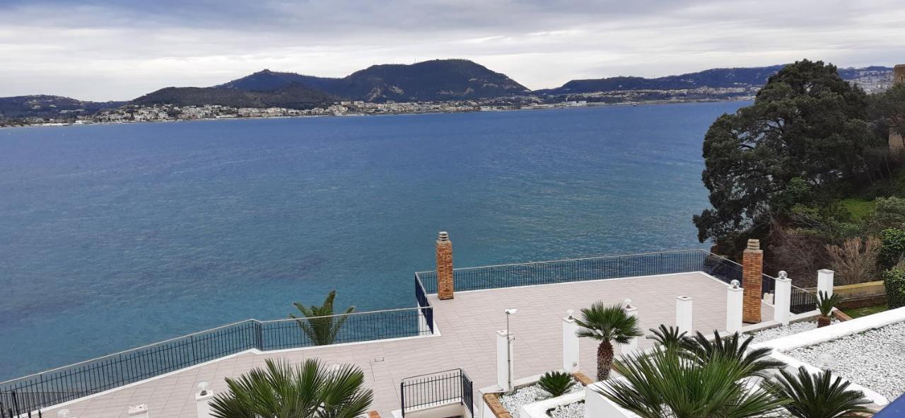 Castello Apartment บาโคลี ภายนอก รูปภาพ